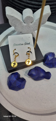 گوشواره استیل طلایی آویز صلیب طلایی