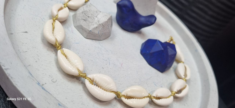 پابند صدف طبیعی