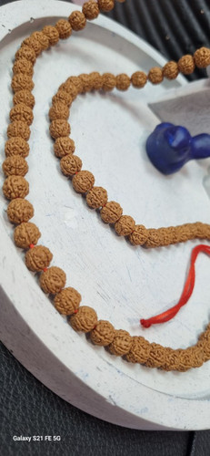 گردنبند سنگ طبیعی رودراکشا