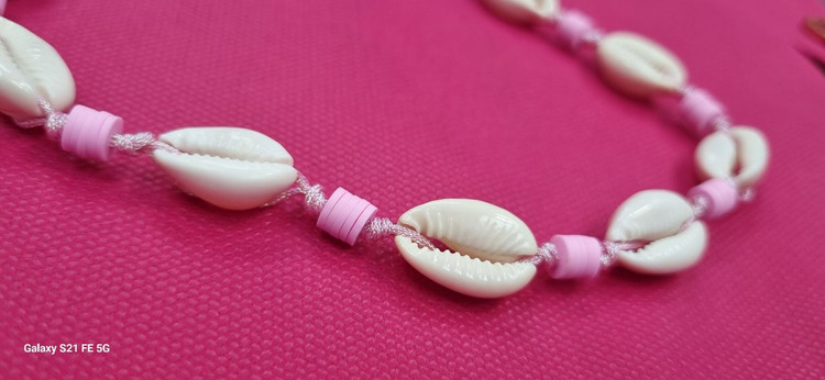 پابند صدف طبیعی و فیمو بند لمه صورتی