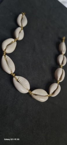 پابند صدف طبیعی و بند لمه طلایی