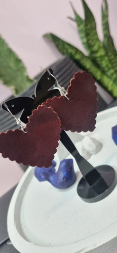 گوشواره چرم با اویز استیل