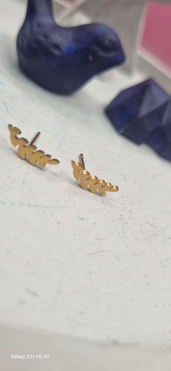 گوشواره میخی استیل طلایی