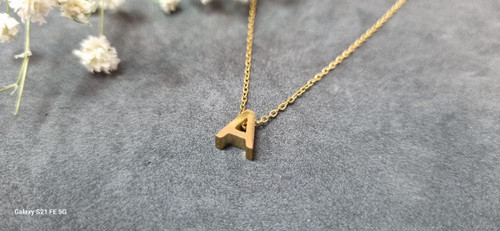 گردنبند استیل طلایی