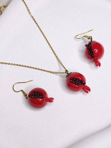 ست گردنبند و گوشواره استیل یلدایی