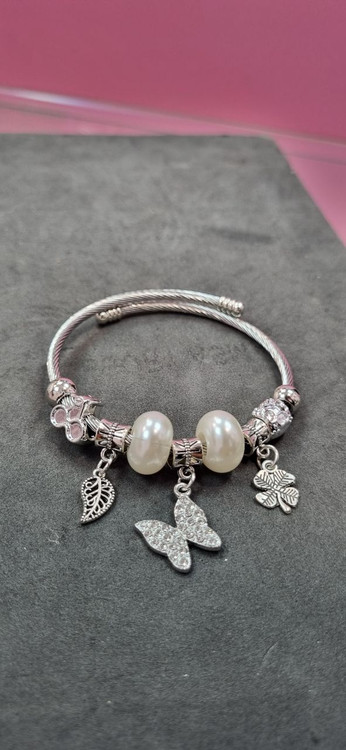 دستبند استیل نقره ای پاندورا آویز دار