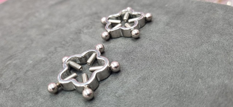 پرسینگ نیپل فیک بدون نیاز به سوراخ