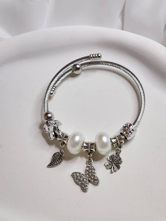 دستبند استیل نقره ای پاندورا آویز دار