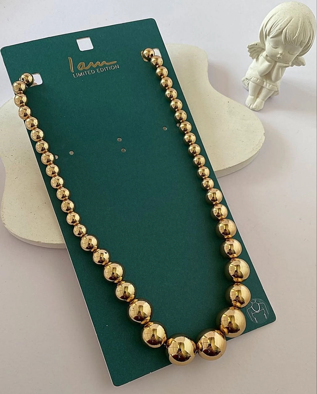 گردنبند مروارید طلایی