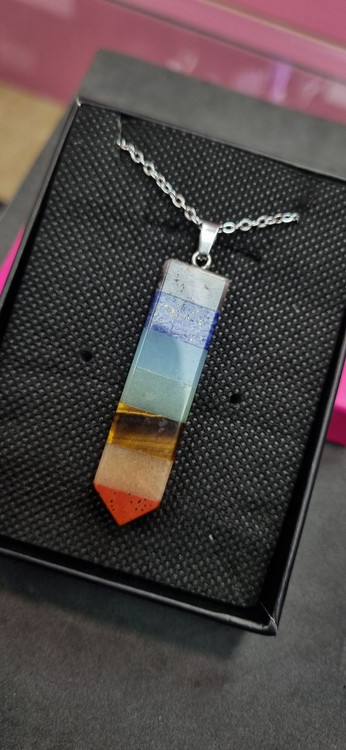 گردنبند استیل با آویز سنگ هفت چاکراه